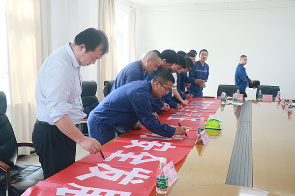 1623563484331635.jpg c8426e2dcd3fcc57f553cf160bb9ed7.jpg