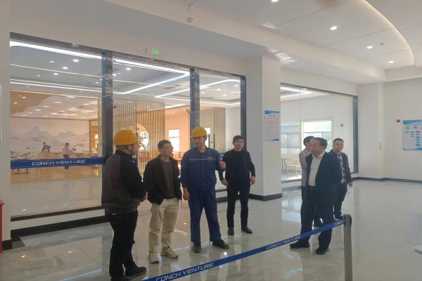 1713358653788213.jpg 德興市組織部部長(cháng)江文至德興海創(chuàng )參觀(guān)調研 (2).jpg